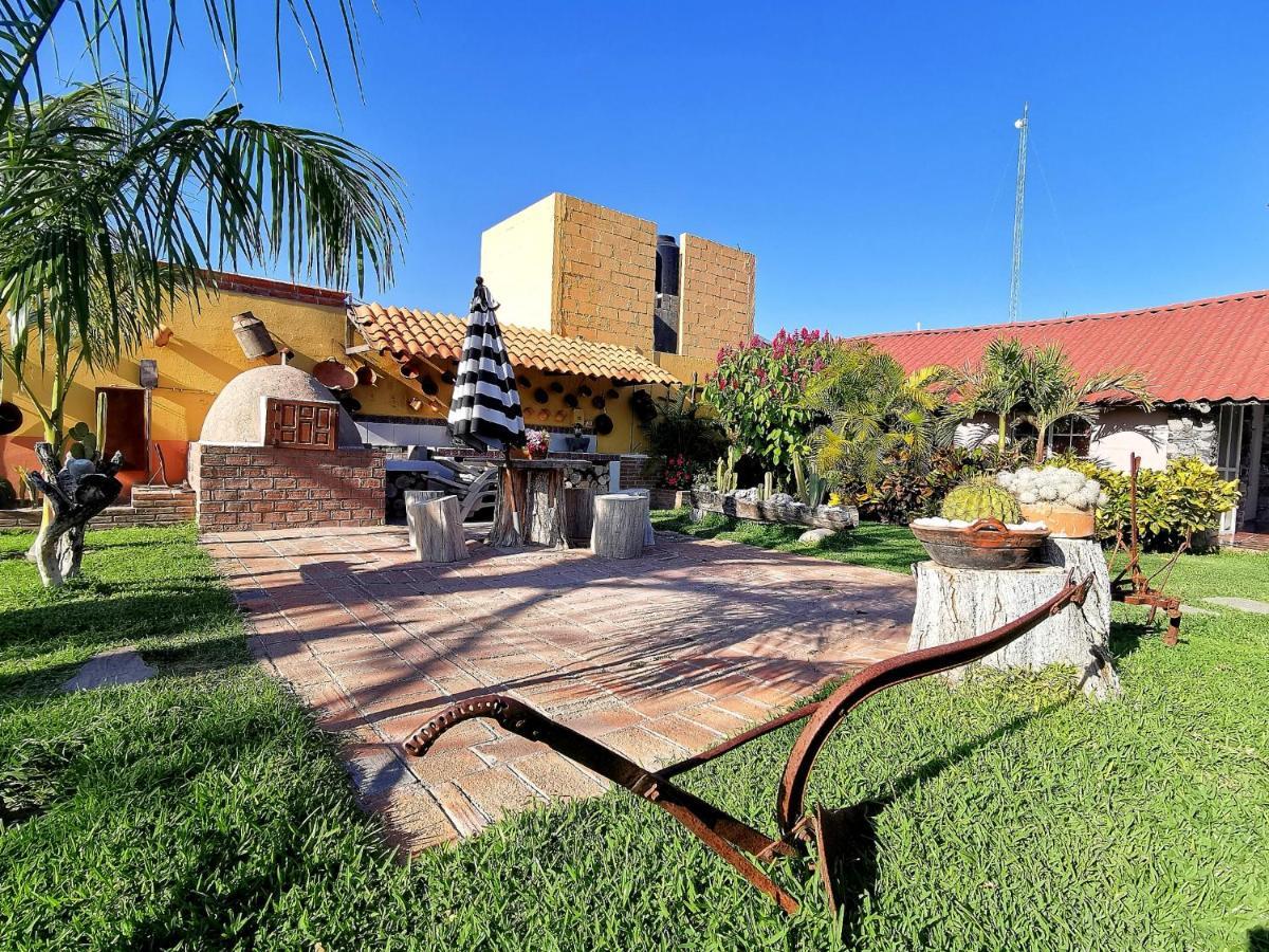 Hotel La Estancia Río Verde Esterno foto