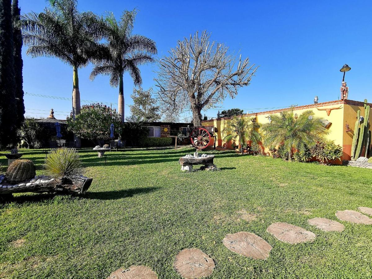 Hotel La Estancia Río Verde Esterno foto