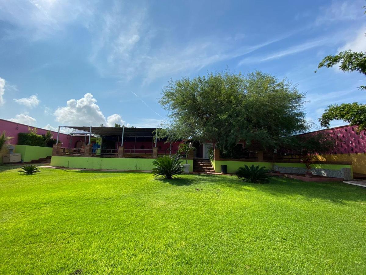 Hotel La Estancia Río Verde Esterno foto